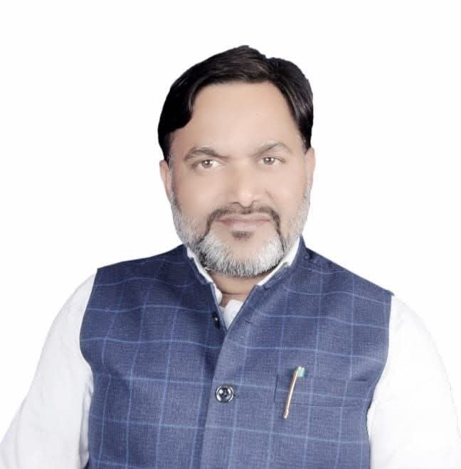 1000922675-1 सत्तार कुरैशी के घर न पहुंचने पर अखिलेश यादव पर फिर उठे सवाल, AIMIM अध्यक्ष इशरत खान ने कसा तंज