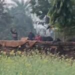 गांव में दो पक्षों के बीच बढ़ा विवाद, माहौल तनावपूर्ण